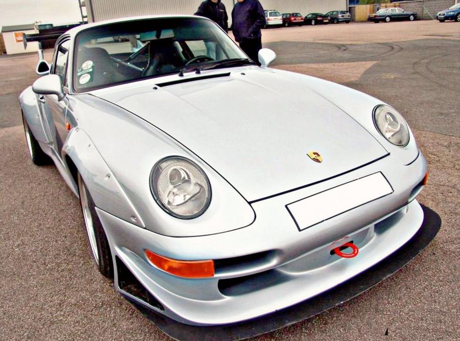  Porsche 911 GT2 RSR 1995 года  (фото 8 из 17)